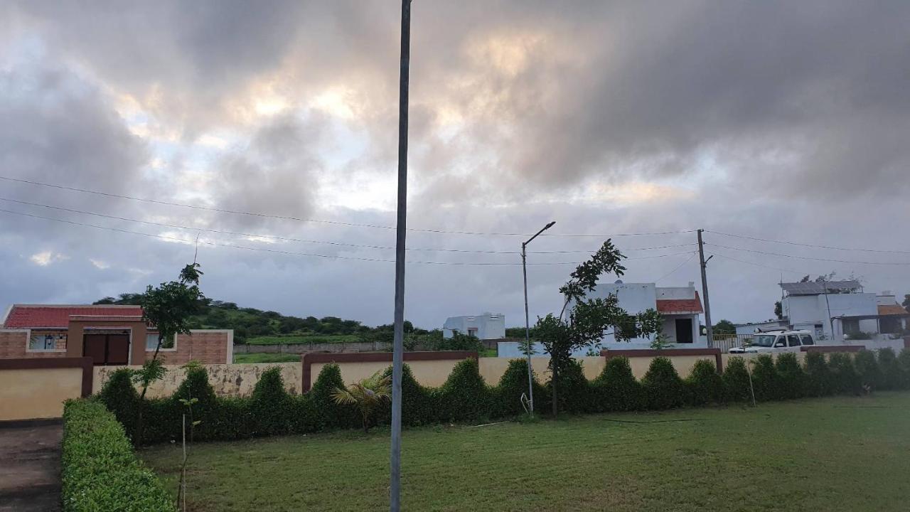 Willa Krishna Farm & Forest Bhuj Zewnętrze zdjęcie